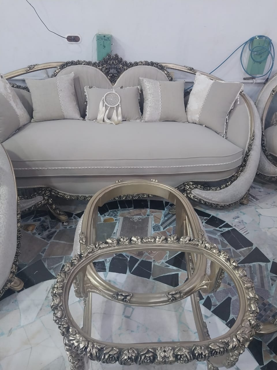 Royal furnitures