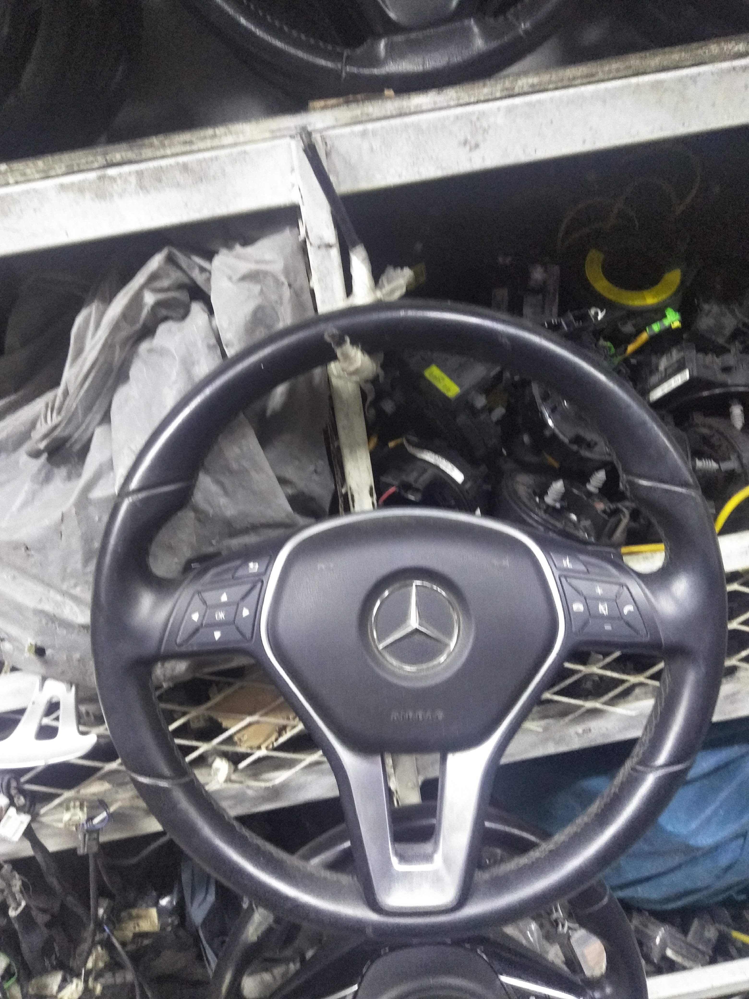 Mercedez Benz Steering