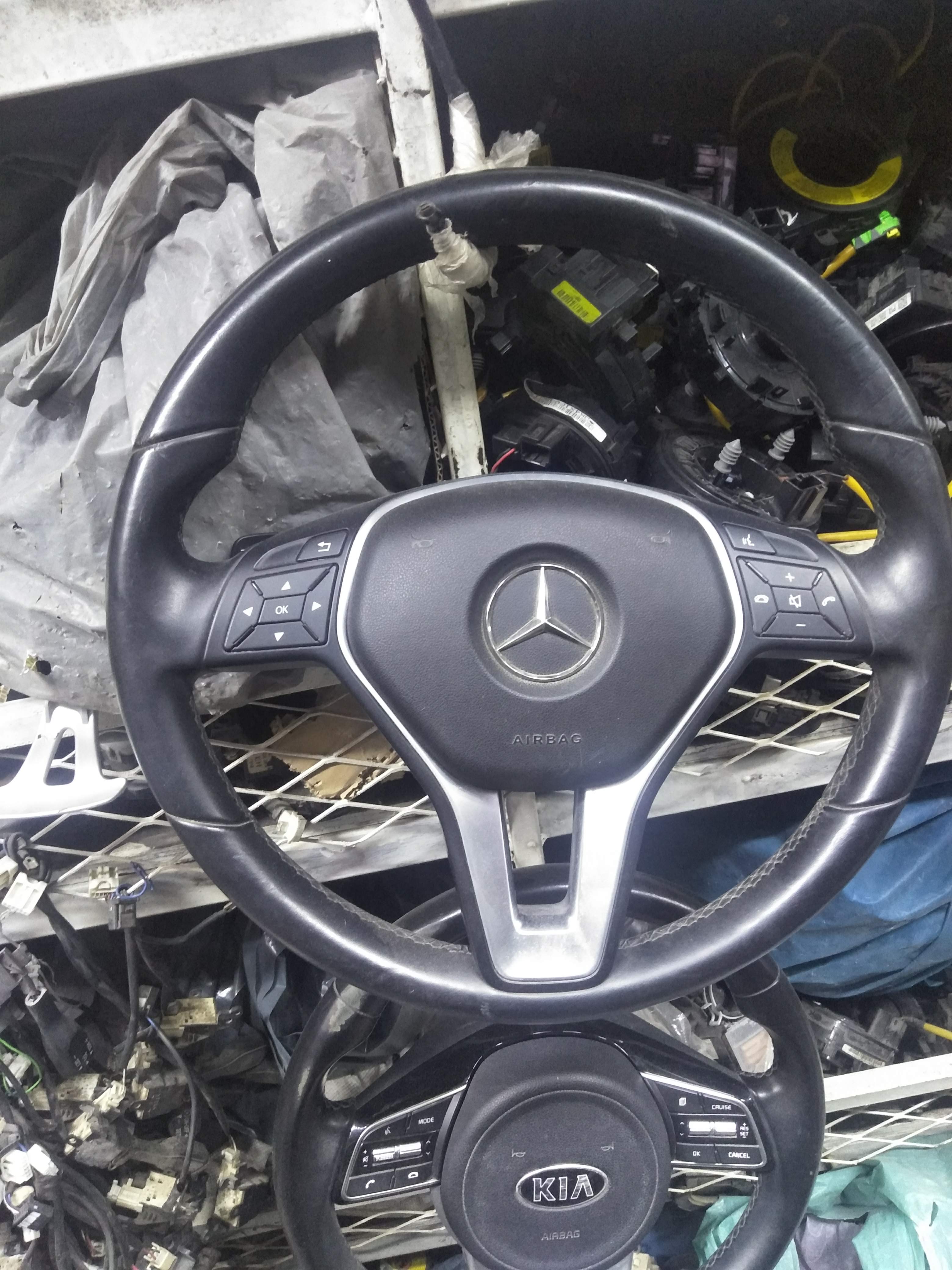 Mercedez Benz Steering
