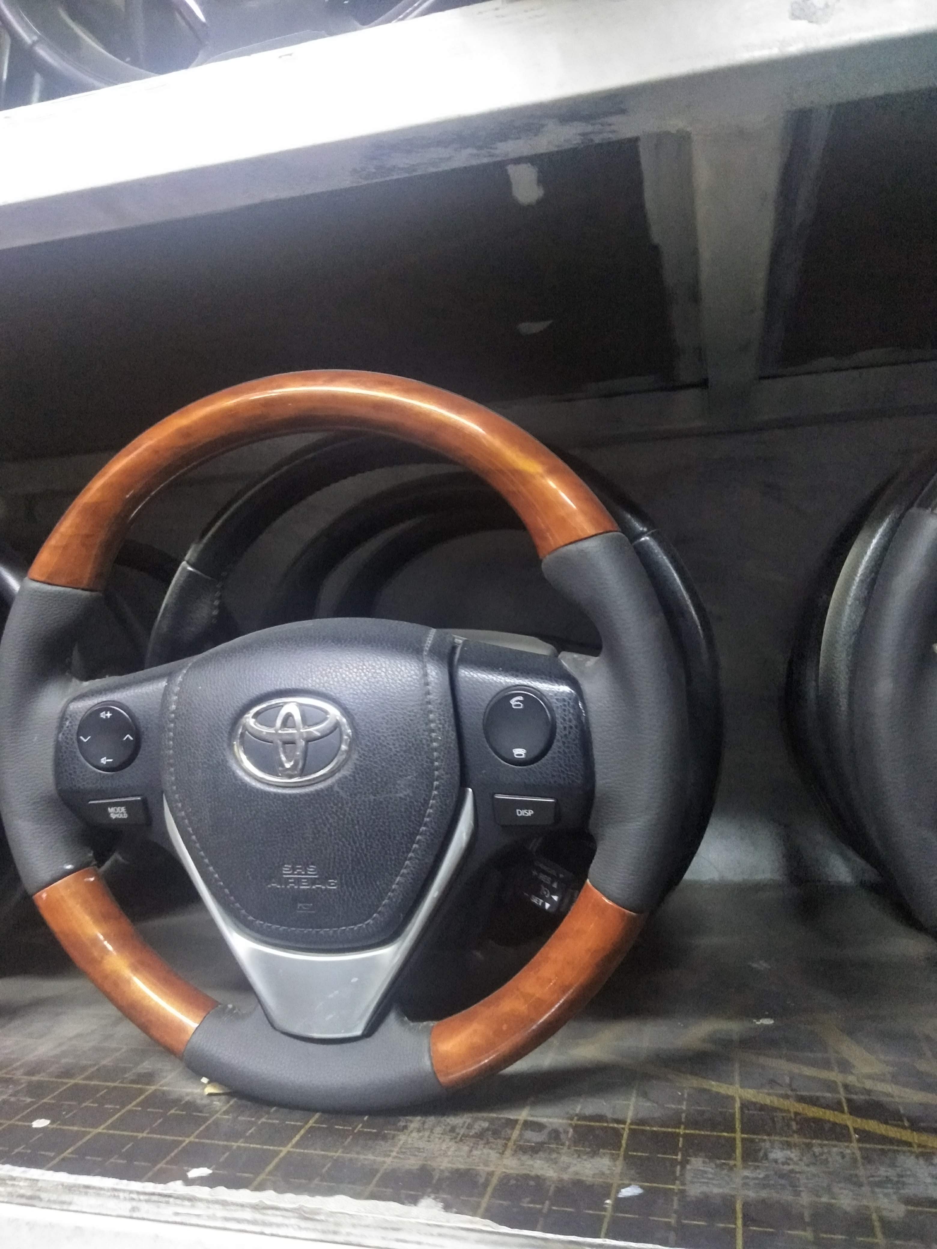 Toyota Wish Steering