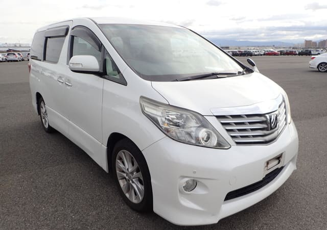 Toyota Alphard V